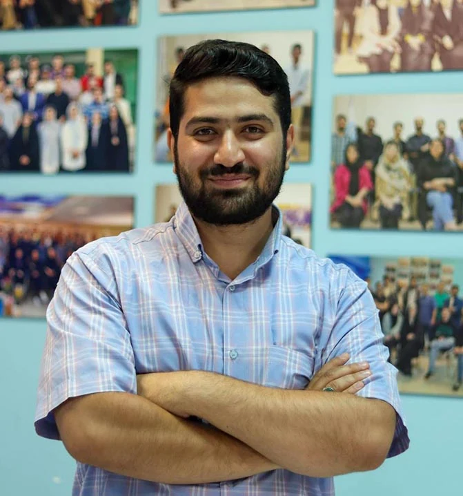 تصویر منتور آکادمی مکین